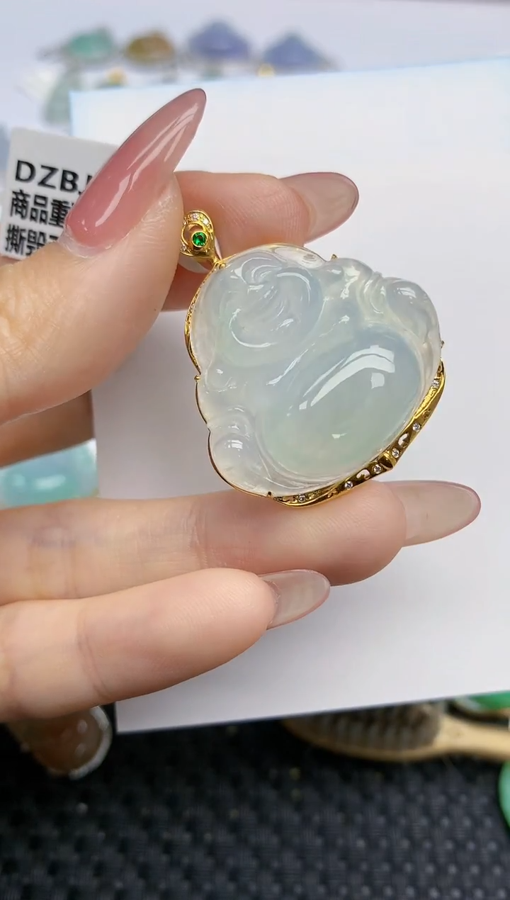 【闪购商品】翡翠挂件18K金镶嵌天然翡翠A货