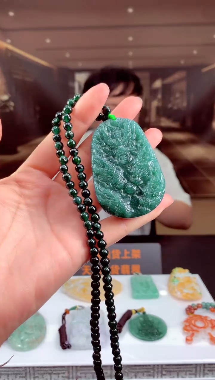 【闪购商品】定制翡翠未镶嵌天然A货翡翠（拍一发一）