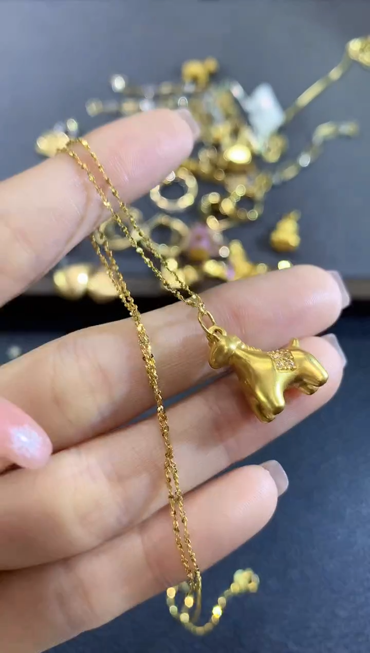 吊坠(不含链)18K金A15多样性发一件（小马）