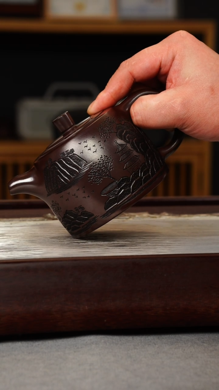 【闪购商品】紫砂茶壶石红 井栏 观山