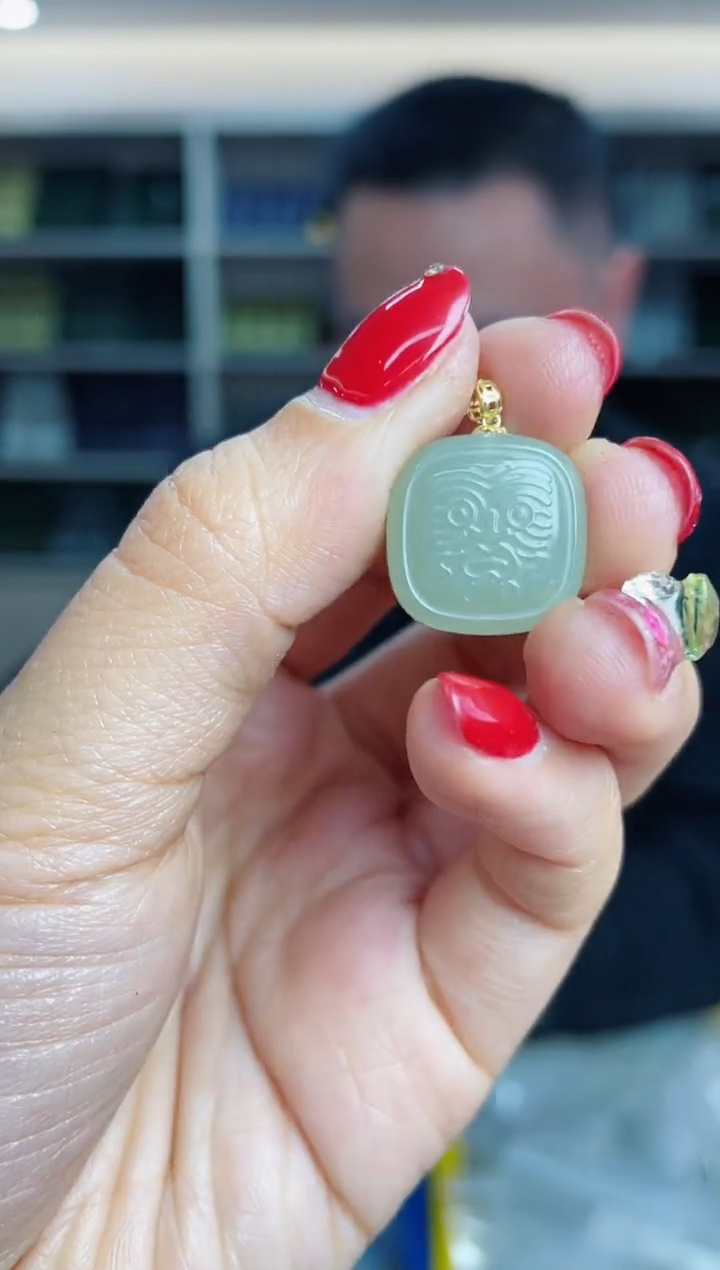 【闪购商品】和田玉·18K金镶嵌多样性发一件