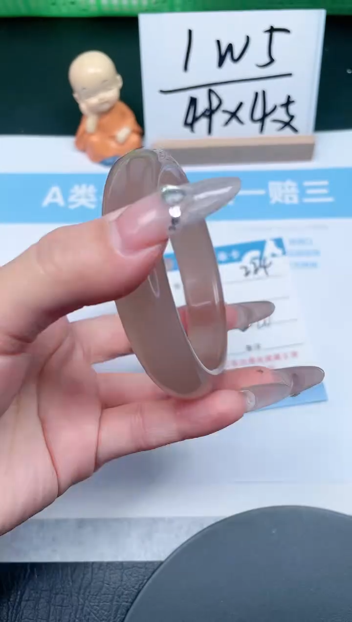 【闪购商品】石英质玉手镯未镶嵌224-60