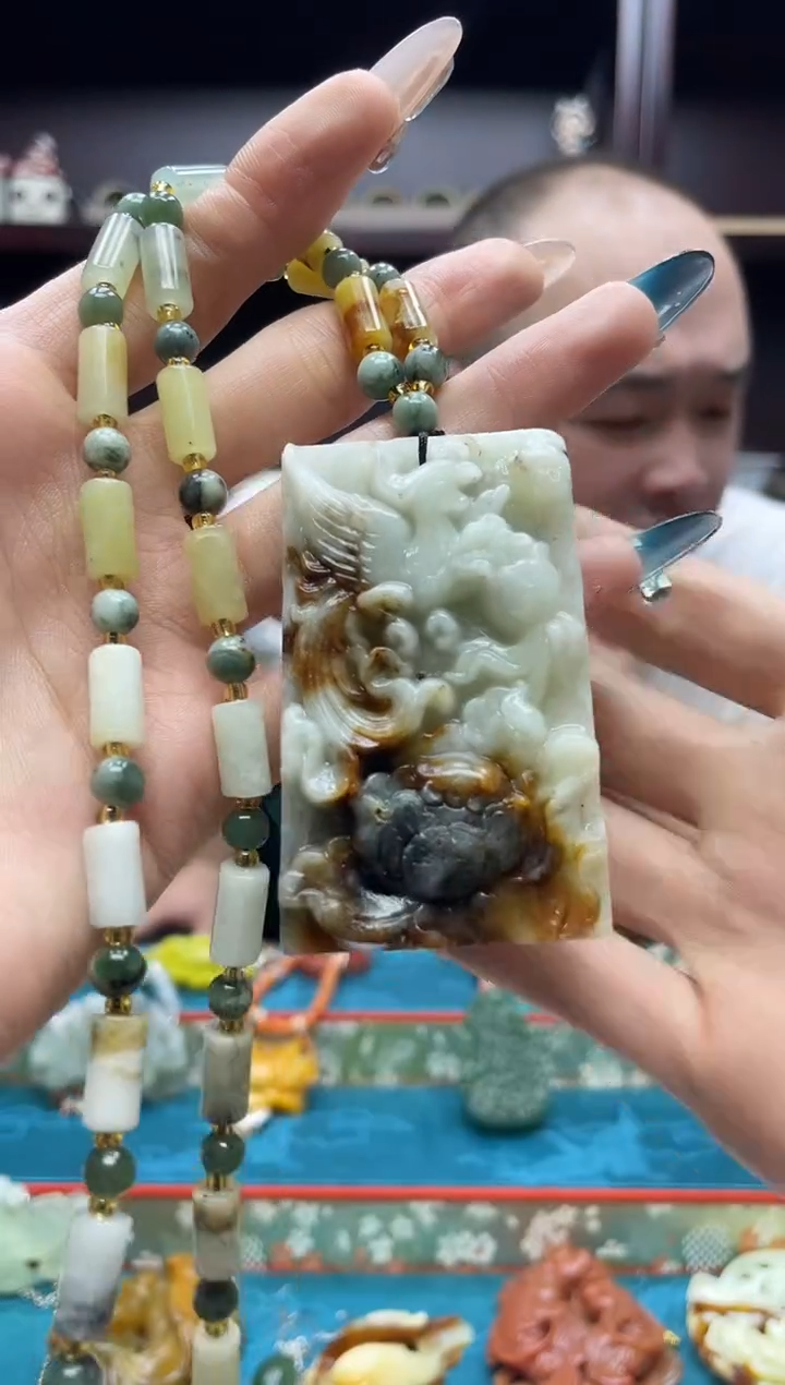 未镶嵌岫玉吊坠·