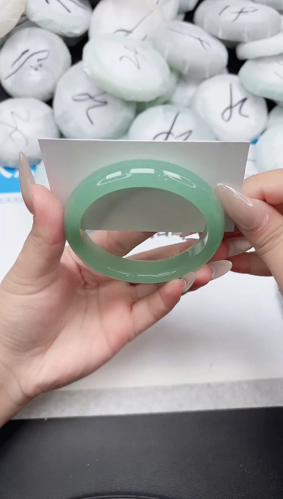 未镶嵌手镯石英质玉181-57.3