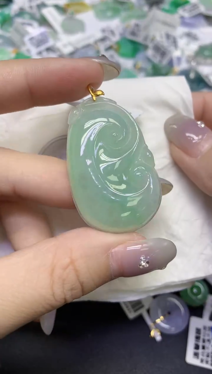 颈饰18K金镶嵌翡翠天然缅甸翡翠A货百元以上9元证书费自理