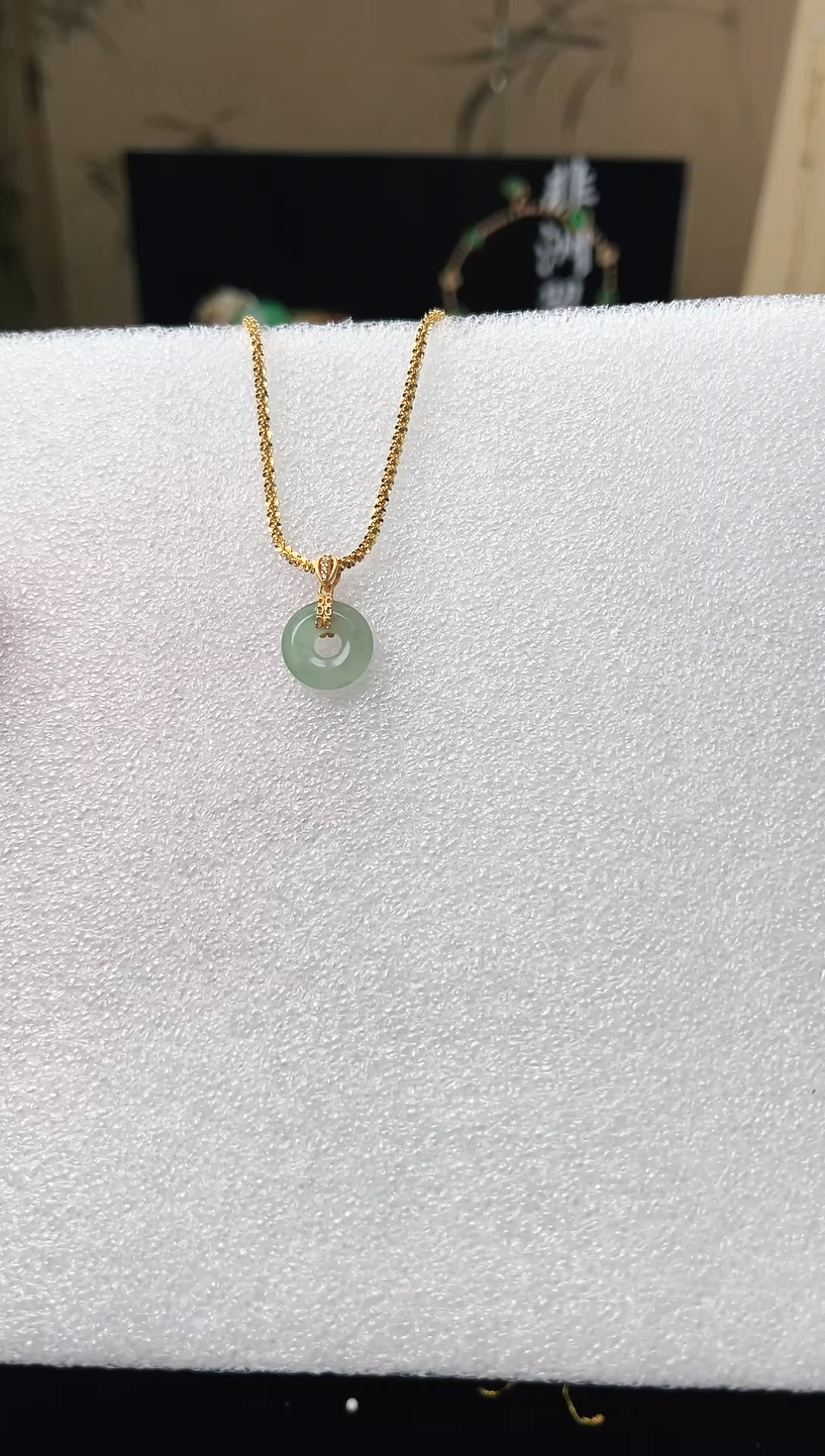 【闪购商品】石英质玉手链银S925镶嵌天然非洲翠手链