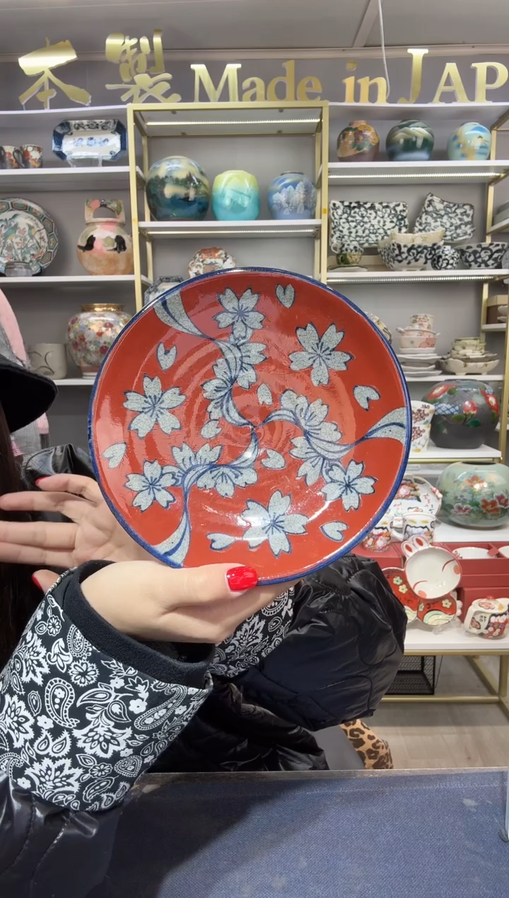 陶瓷17厘米平盘一只装A-21