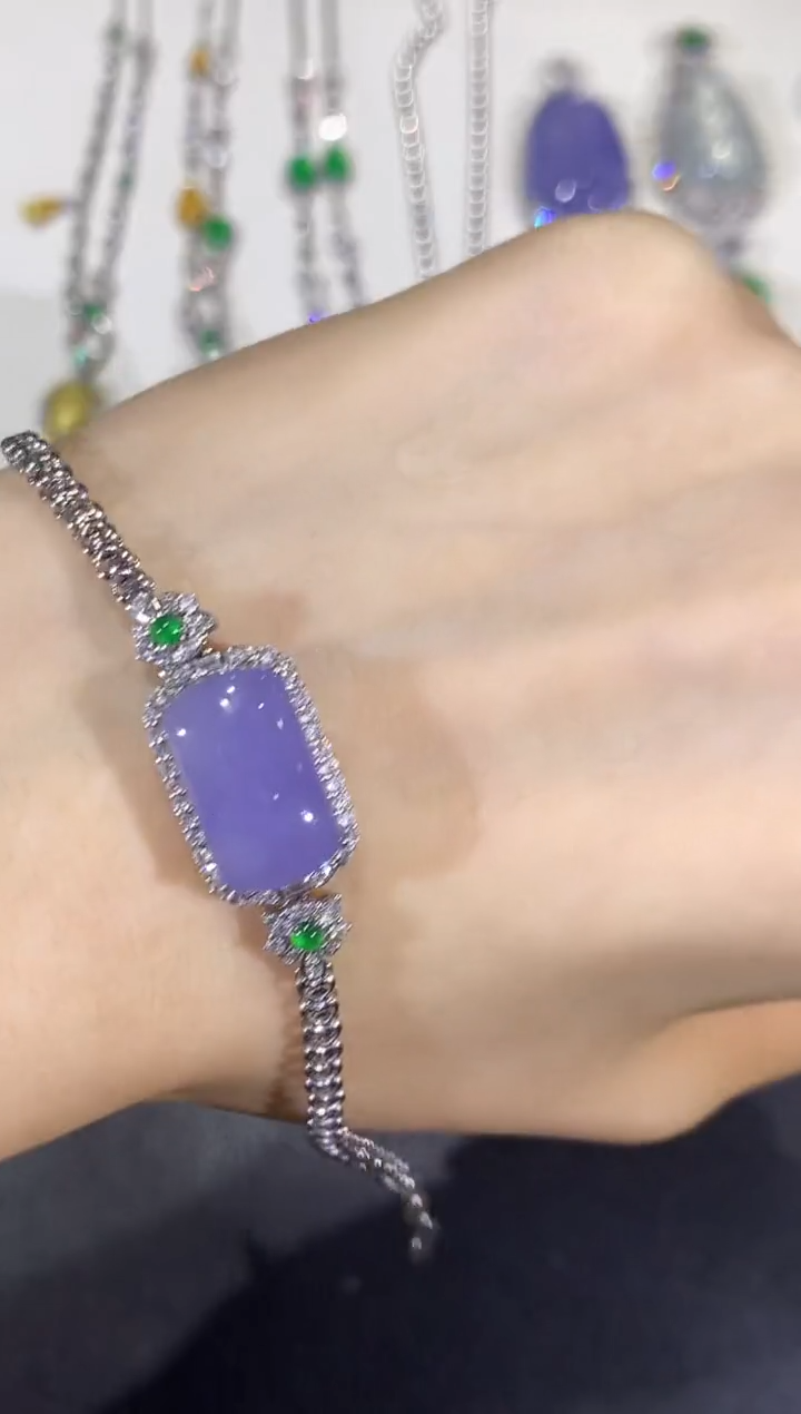 翡翠18K金镶嵌颈饰团购50