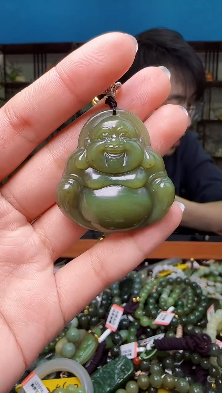 颈饰未镶嵌和田玉1