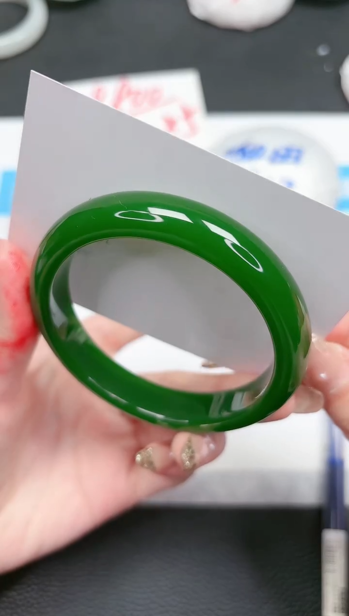 【闪购商品】石英质玉手镯未镶嵌244-60