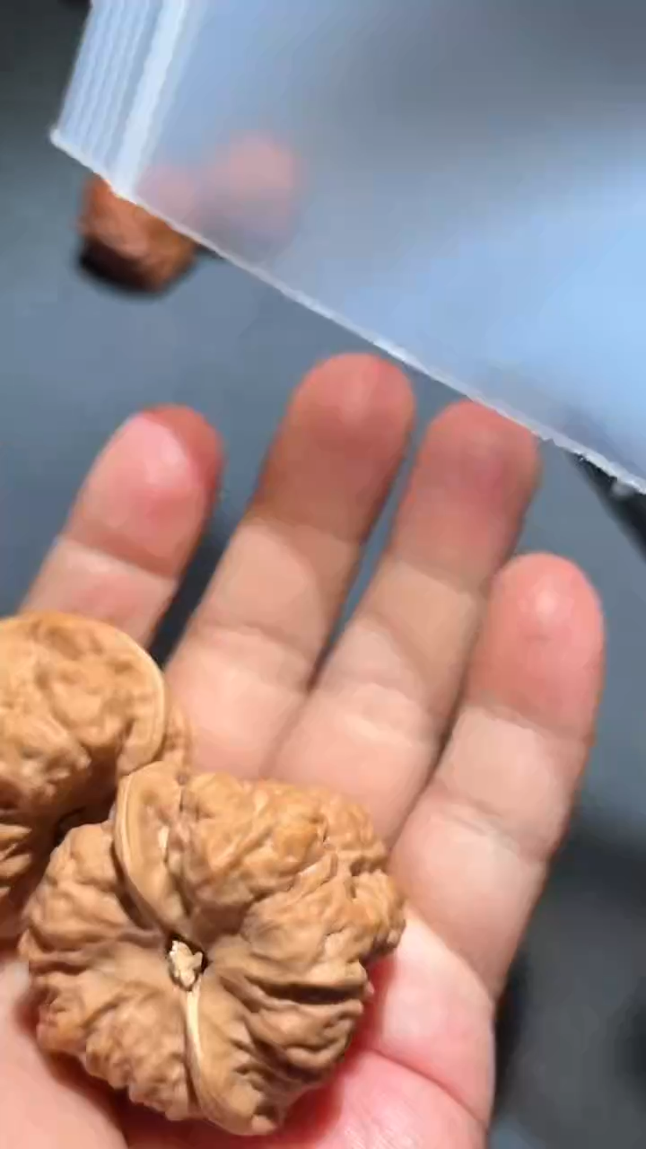 【闪购商品】文玩核桃吊坠蛤蟆头