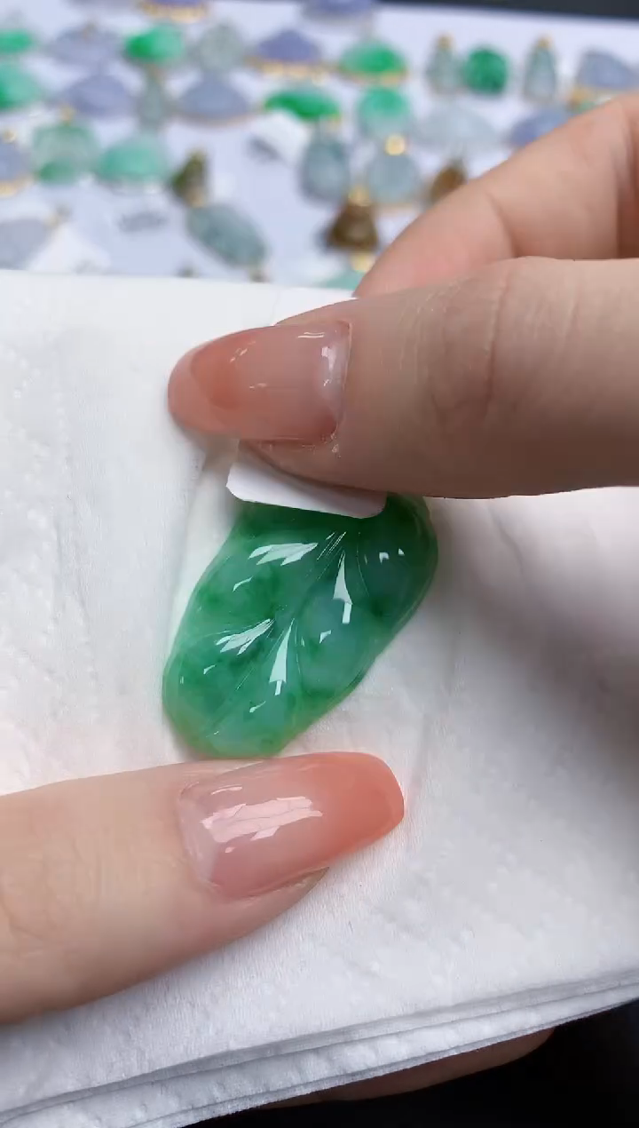 【闪购商品】翡翠颈饰18K金镶嵌天然缅甸翡翠A货