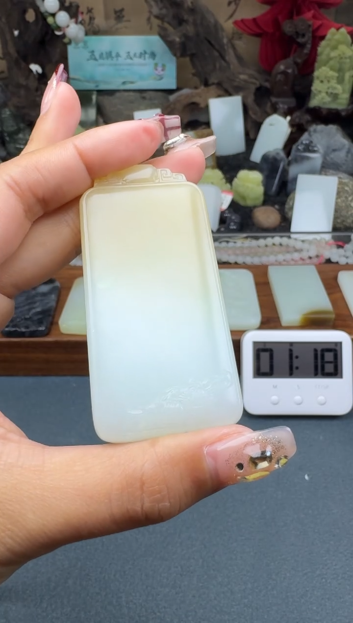 【闪购商品】和田玉颈饰未镶嵌菲菲