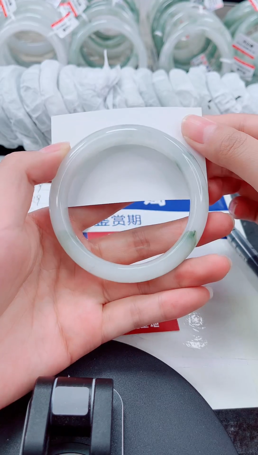 未镶嵌手镯石英质玉220-59/60