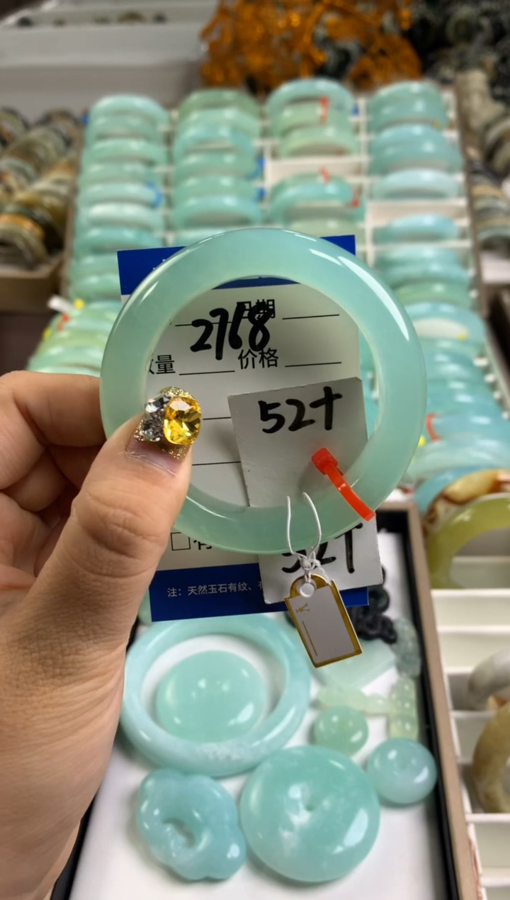 【闪购商品】蛇纹石玉手镯未镶嵌2768