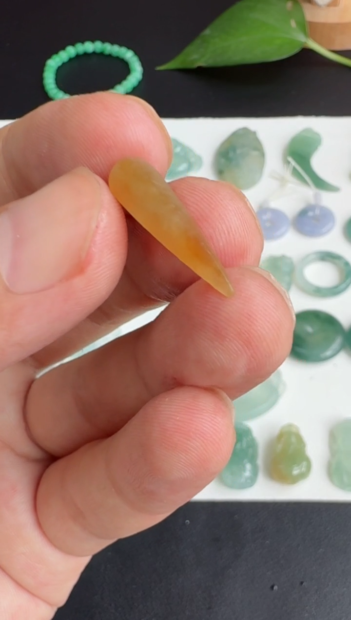 定制翡翠未镶嵌福瓜