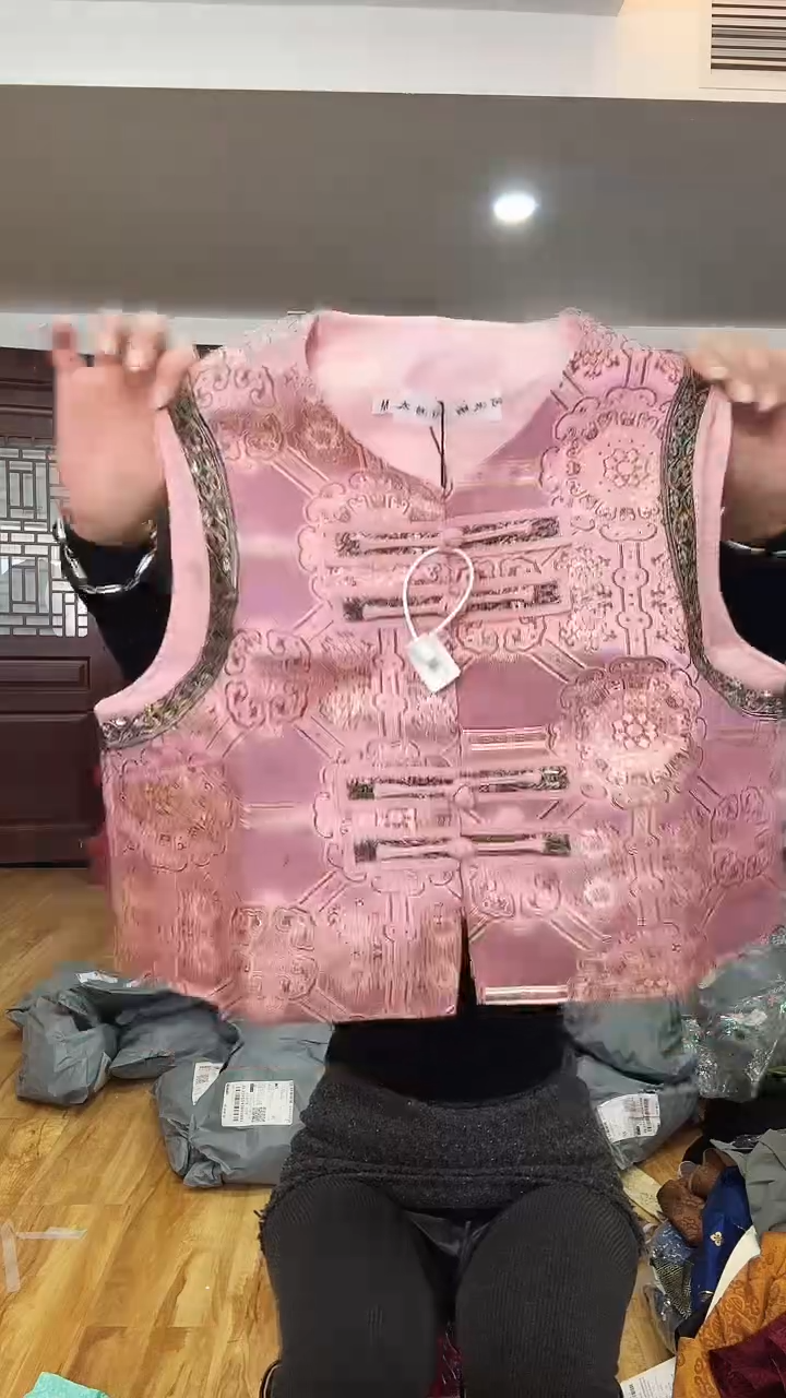 马甲       M码       80-110斤