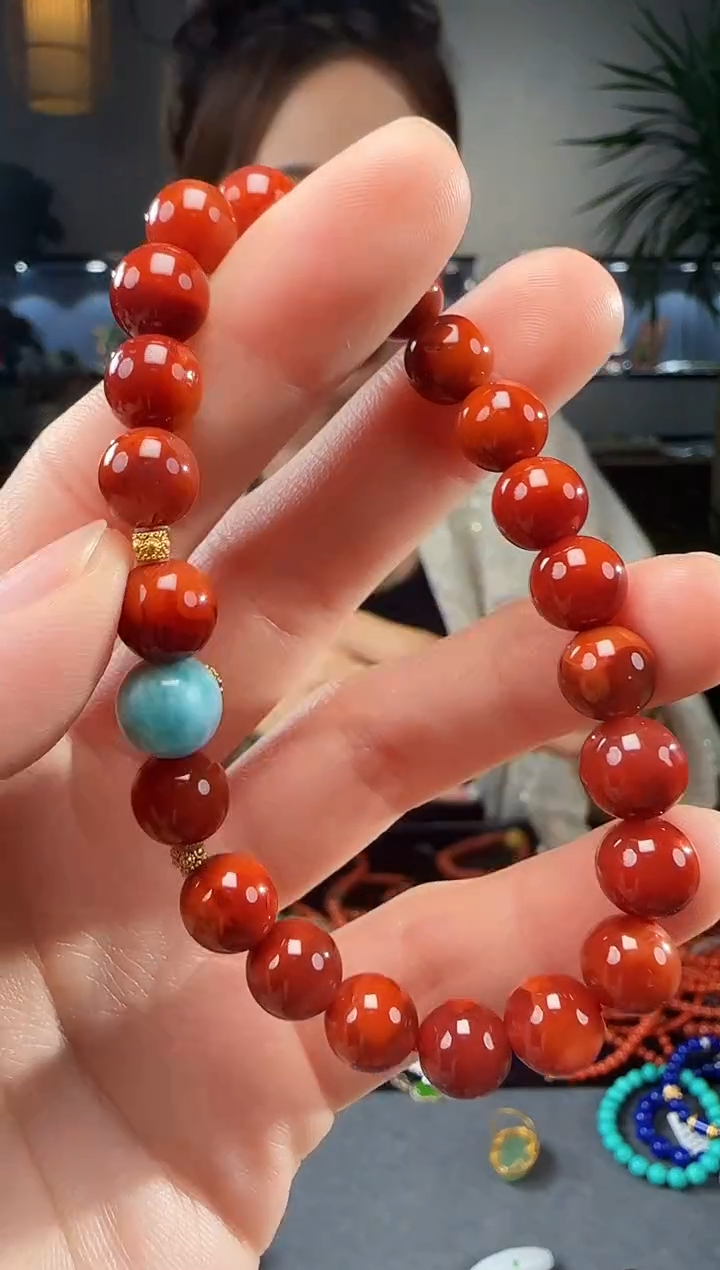 【闪购商品】南红玛瑙手链18K金镶嵌1
