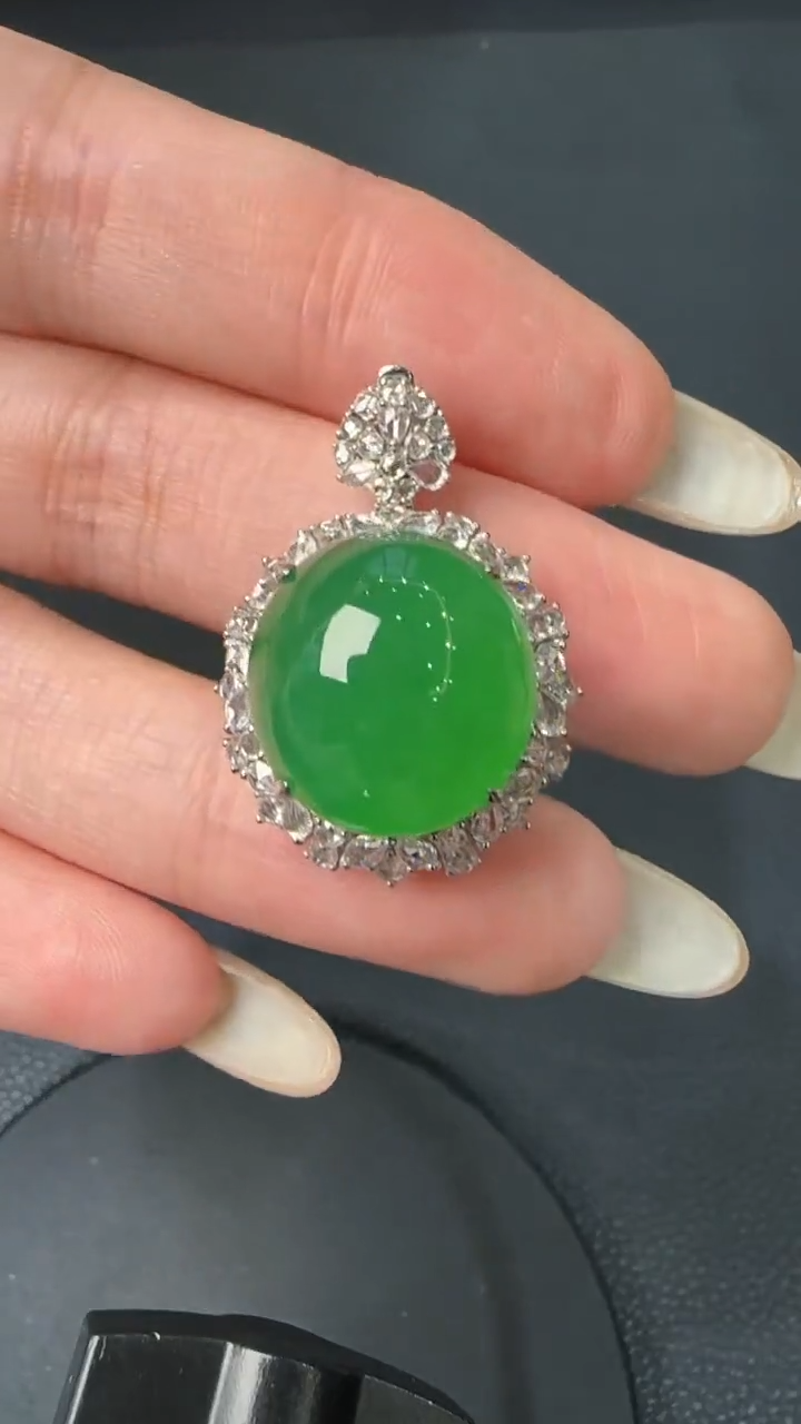 【闪购商品】翡翠吊坠(不含链)18K金镶嵌两用款49