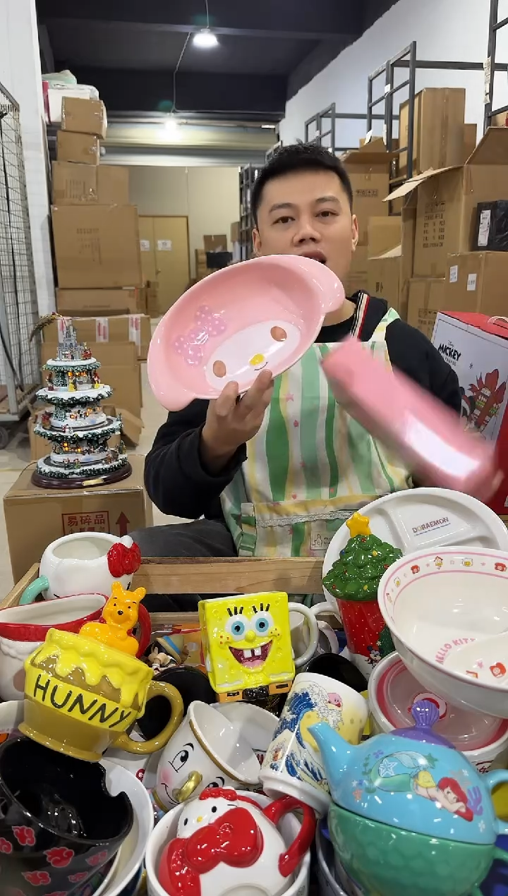 瓷片B款大号美乐蒂深碗