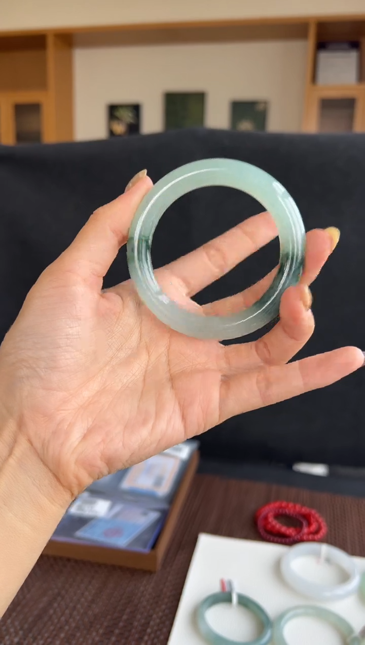 【闪购商品】翡翠手镯未镶嵌25号54.6*10.5*10.4