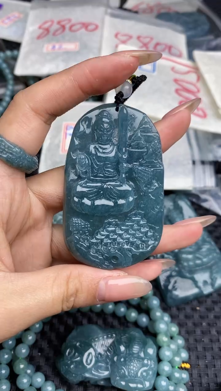 【闪购商品】翡翠颈饰未镶嵌1111111111