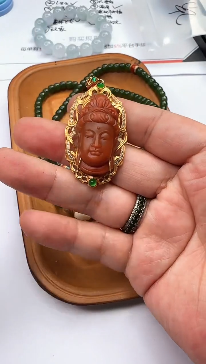 【闪购商品】南红玛瑙吊坠(不含链)18K金镶嵌南红玛瑙 配饰