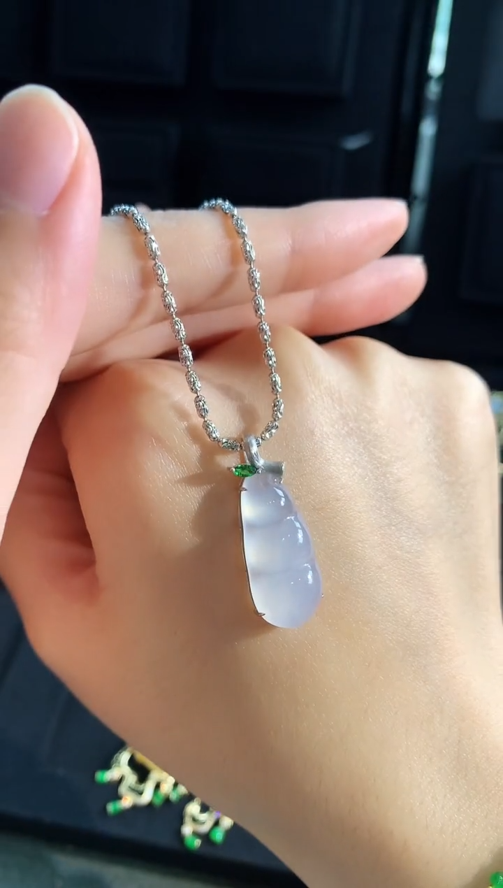 【闪购商品】翡翠吊坠(不含链)18K金镶嵌吊坠