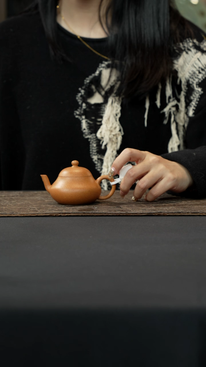 【闪购商品】紫砂茶壶黄降坡梨形壶120cc