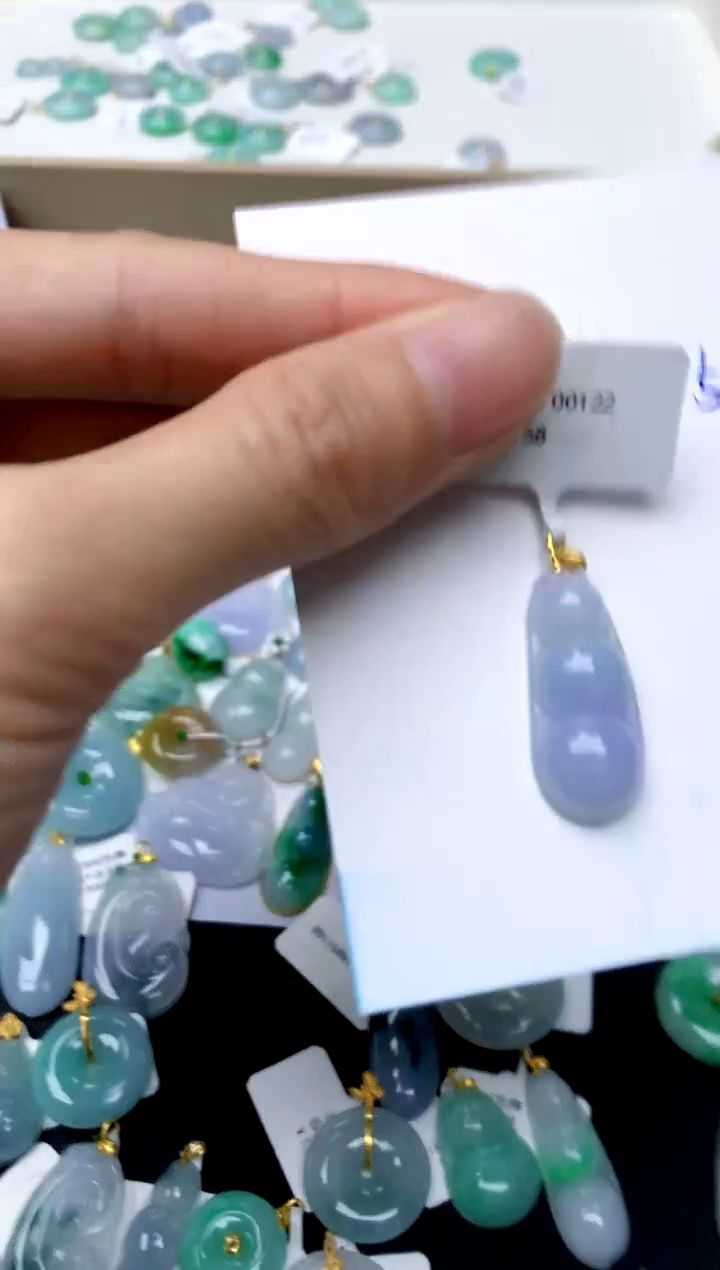 【闪购商品】翡翠颈饰18K金镶嵌55天然A货翡翠