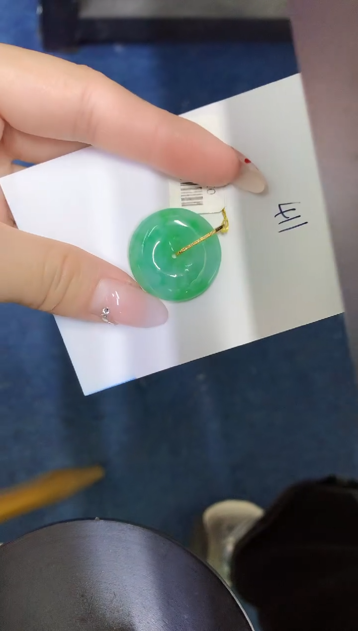 【闪购商品】翡翠颈饰18K金镶嵌000000000000