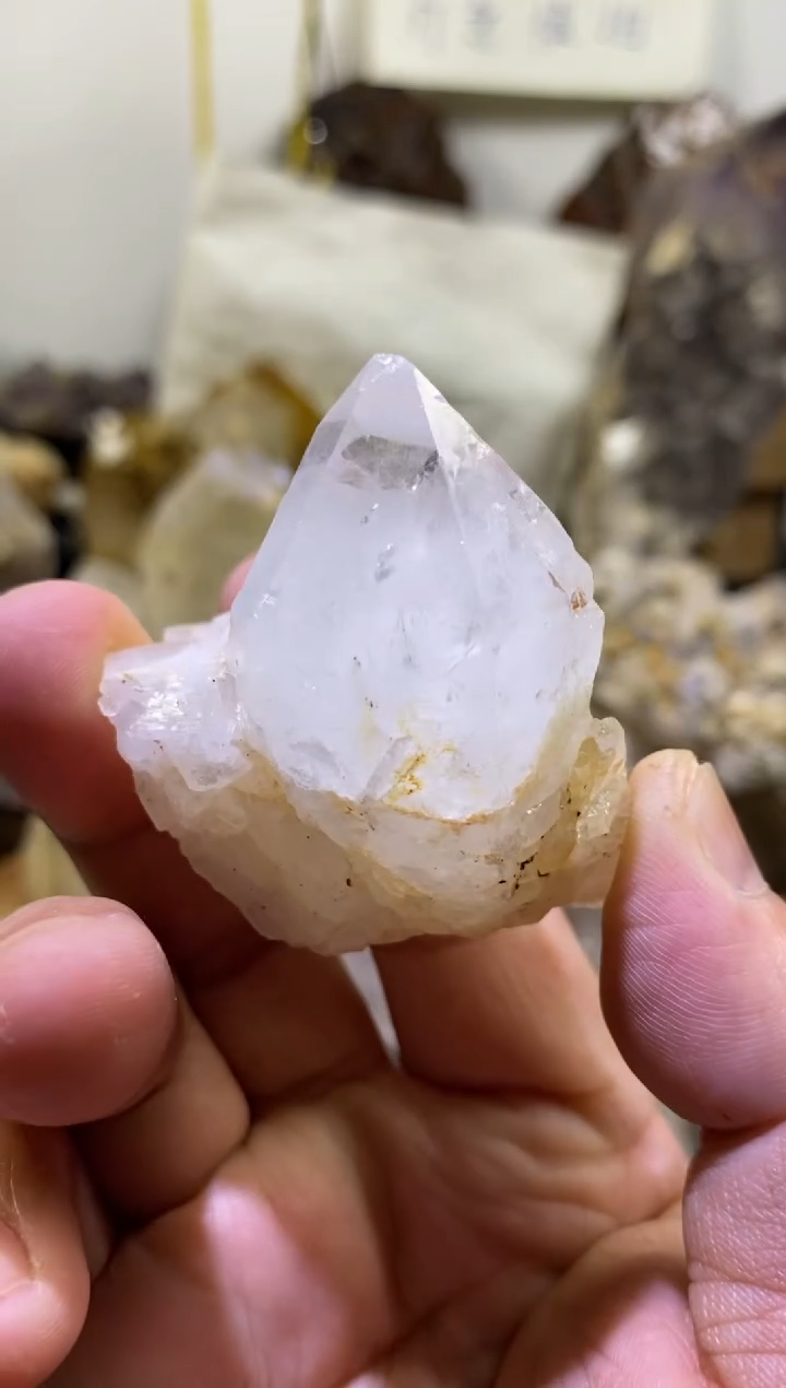 未镶嵌珠宝半成品水晶108号金口河高透水晶