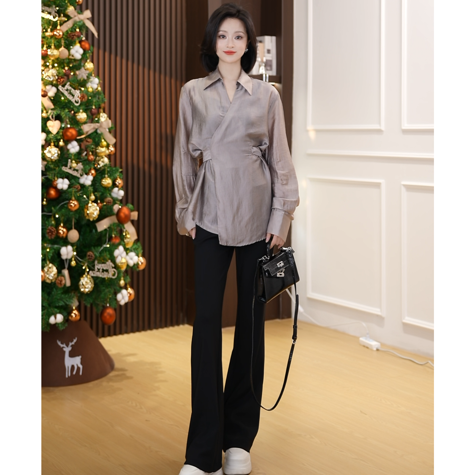 【小爽Eris】【微喇裤】高级感松紧高腰直筒微喇长裤女垂感显瘦小黑裤