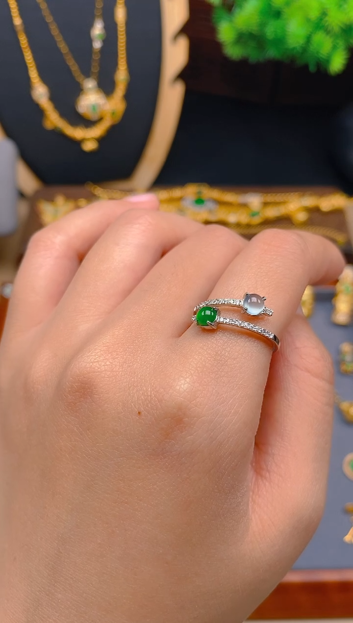 翡翠银S925镶嵌戒指蛋面戒指