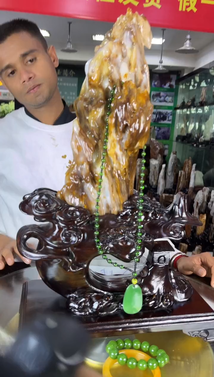 未镶嵌珠宝奇石硅化玉缅甸天然树化玉精品居家摆件