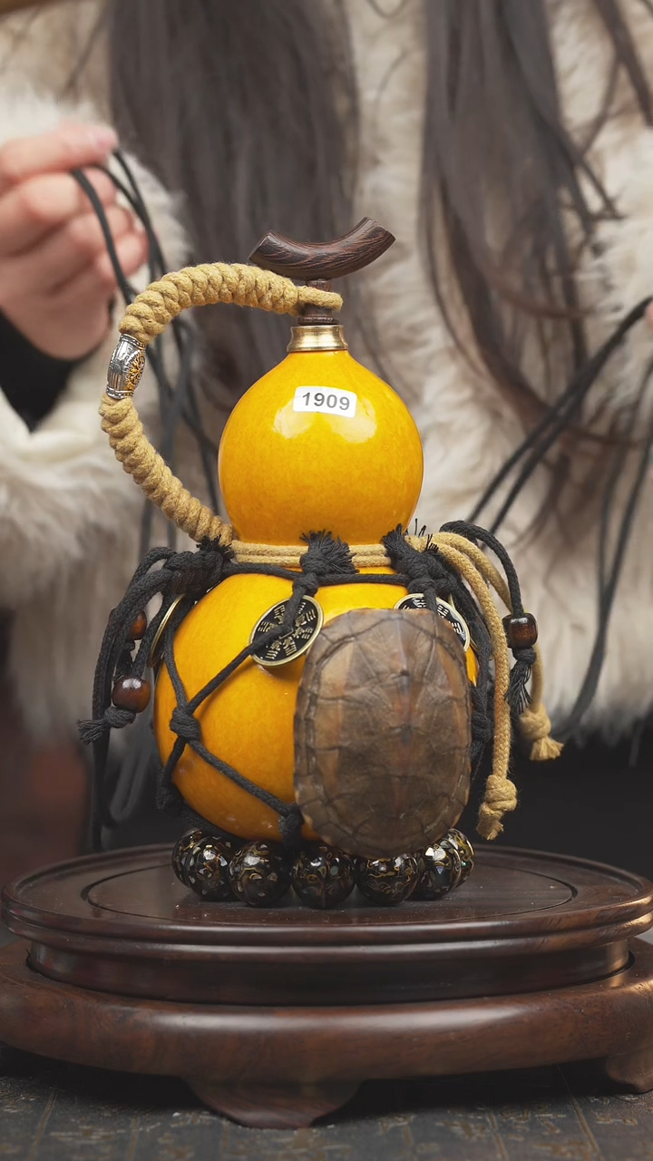 【闪购商品】1909号大漆酒葫芦一物一图