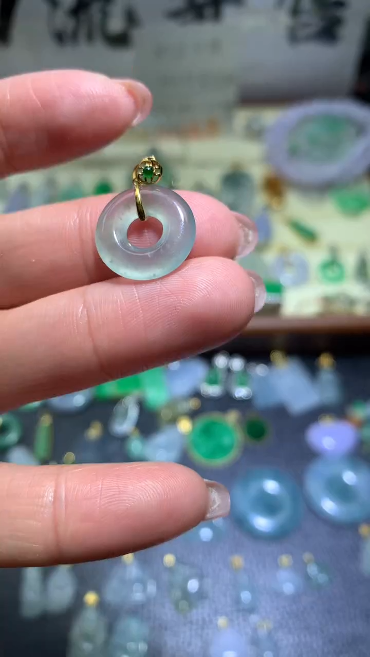 【闪购商品】翡翠颈饰18K金镶嵌085翡翠吊坠