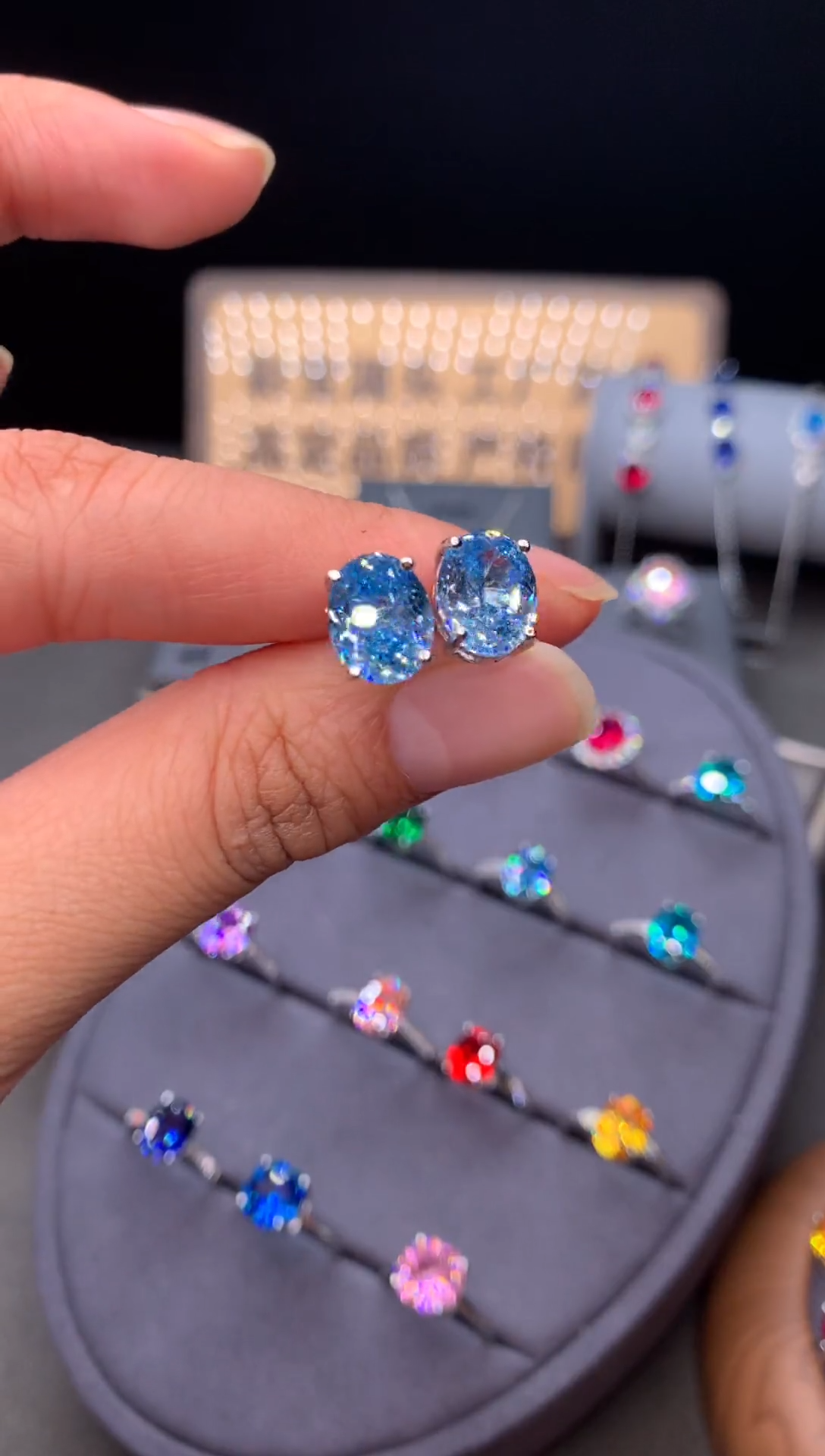 银S925镶嵌耳钉海蓝宝石111111