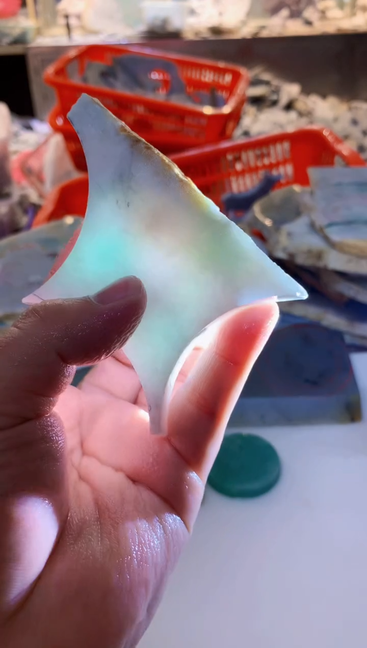 翡翠未镶嵌颈饰0朗0翡翠珠宝115