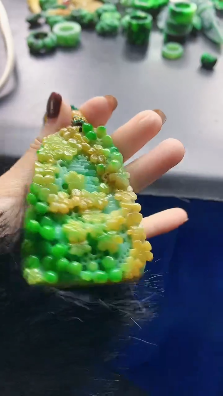 颈饰未镶嵌翡翠天然缅甸a货翡翠