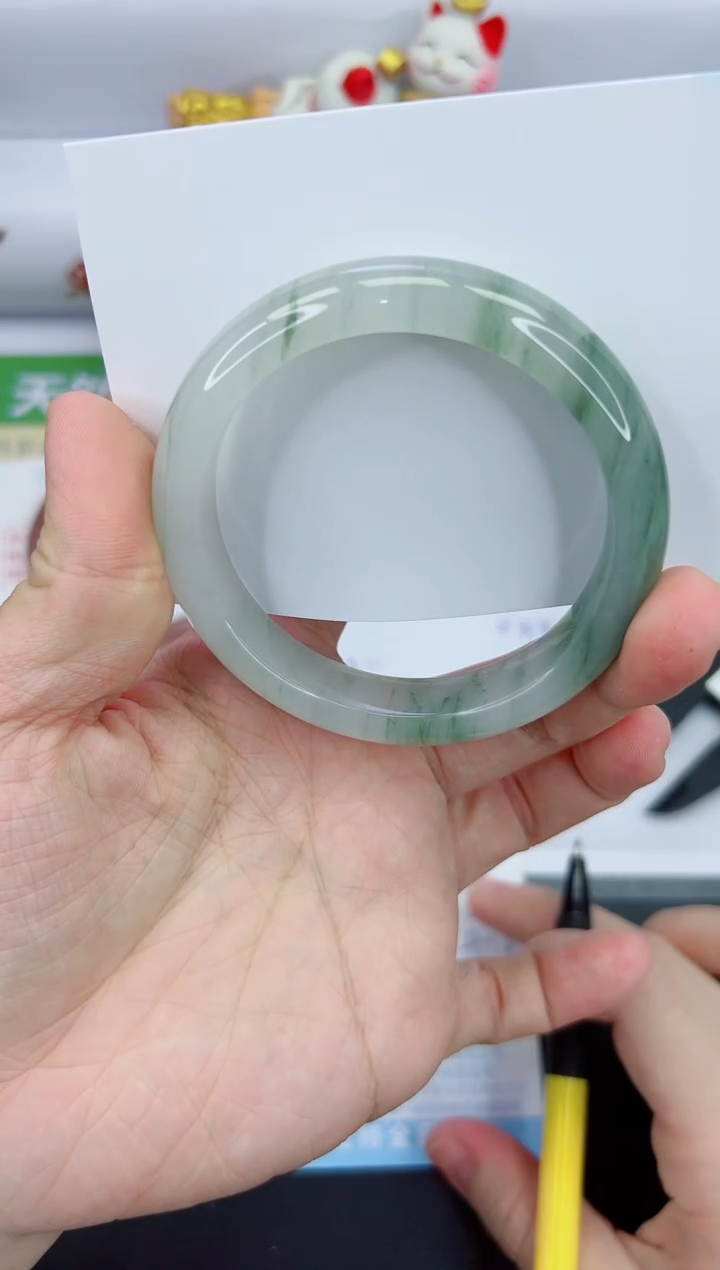 【闪购商品】石英质玉手镯未镶嵌322-56.7