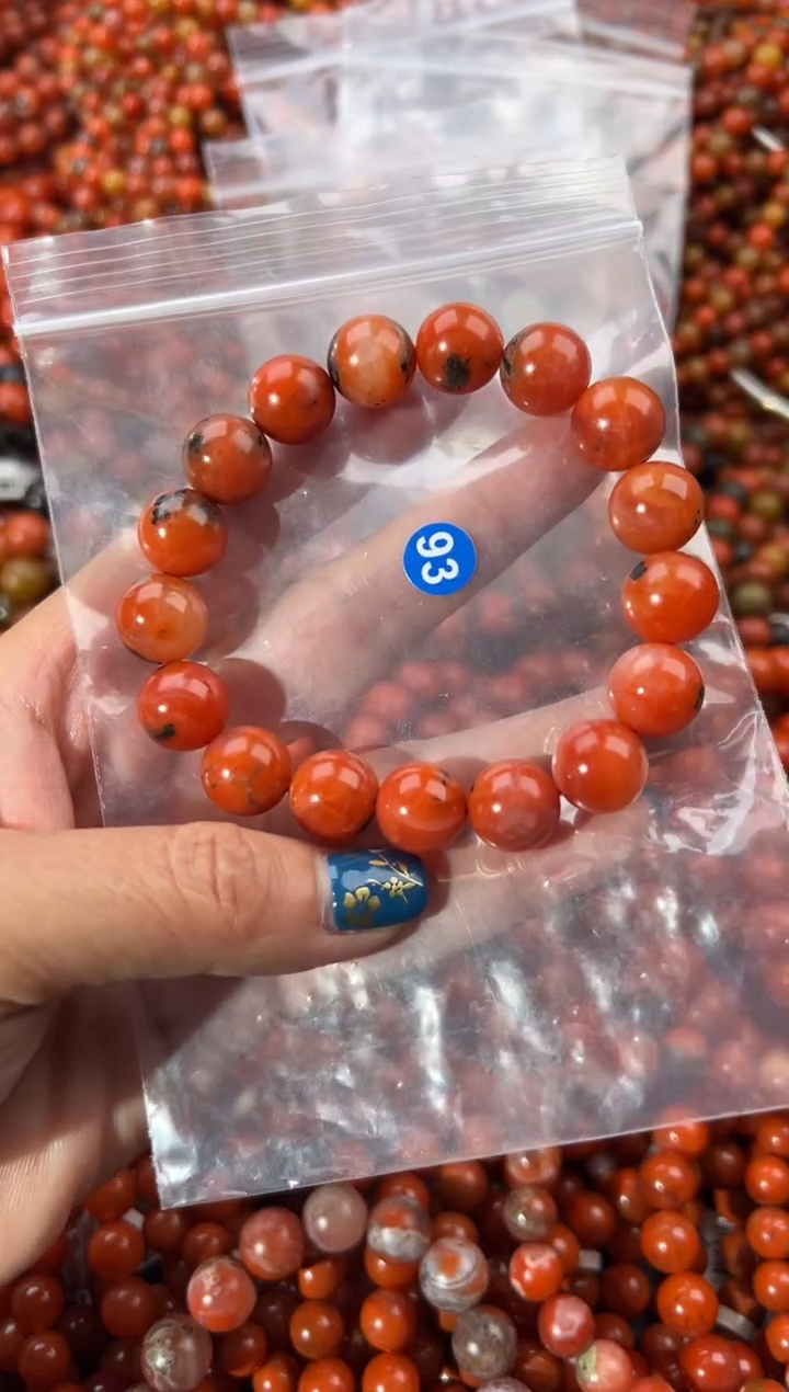 未镶嵌手串南红玛瑙1
