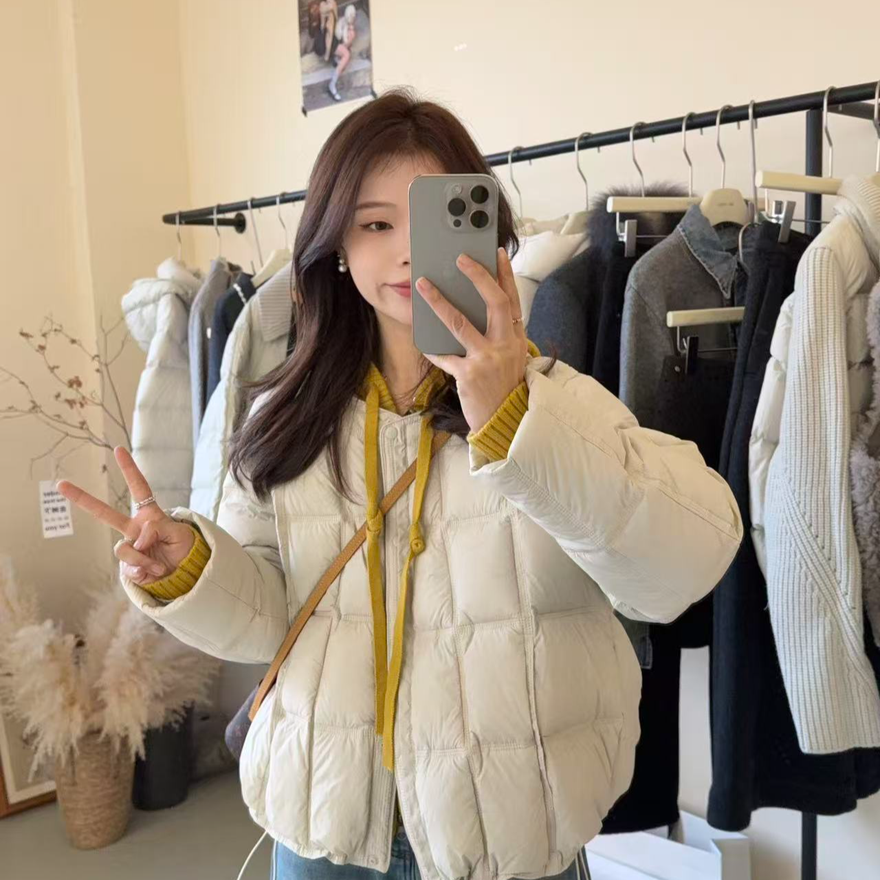 【冬日暖阳】韩版百搭圆领短款双压线羽绒服Y2160