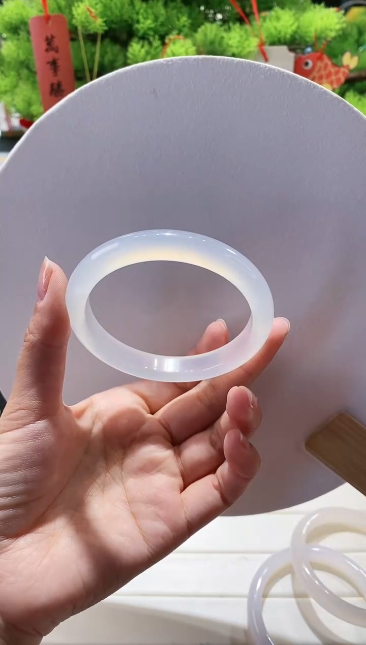 【闪购商品】玛瑙/玉髓手镯未镶嵌61-59.2