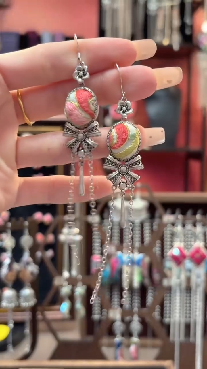 织绣云织谣民族风精美饰品   194**