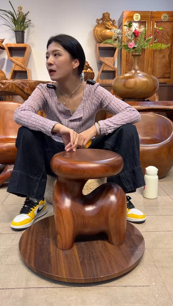 木香樟实木创意凳子
