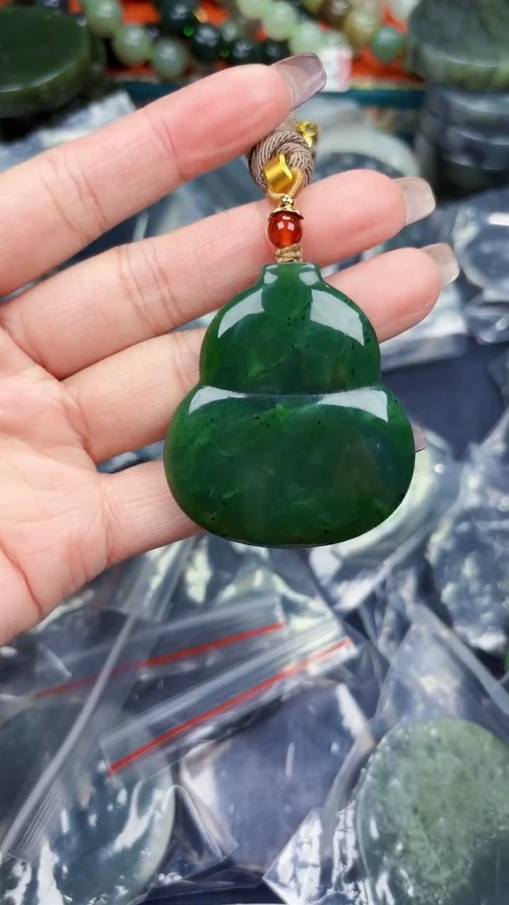 颈饰未镶嵌和田玉和田玉