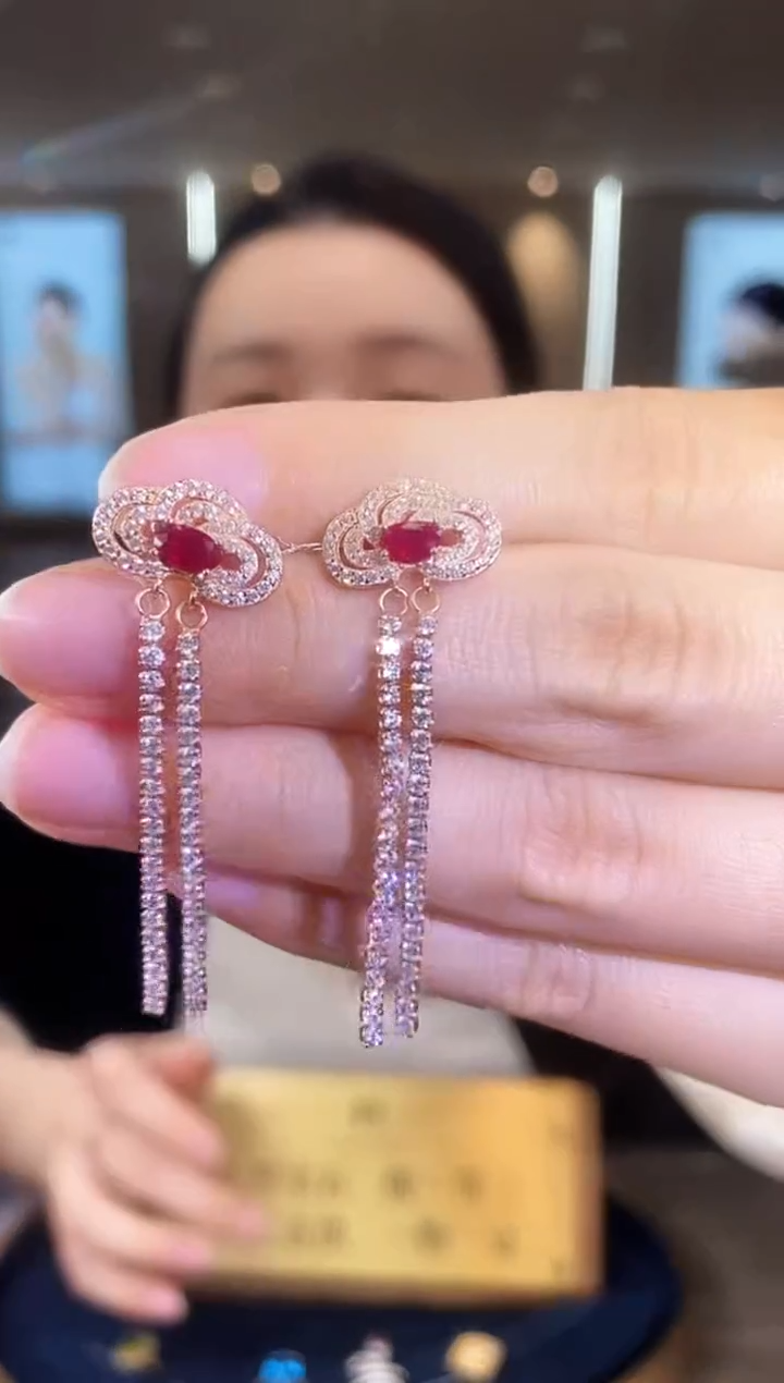 【闪购商品】红宝石耳饰银S925镶嵌01