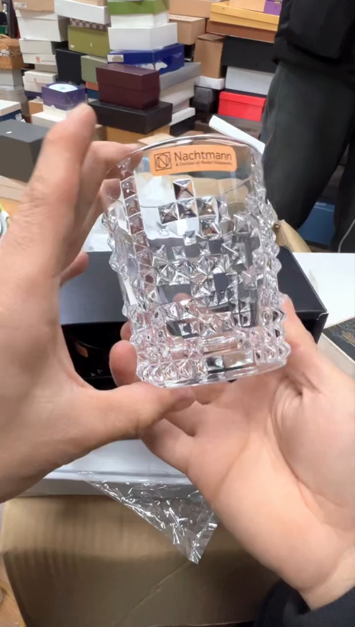 【闪购商品】瓷片e728盒好好好好好好