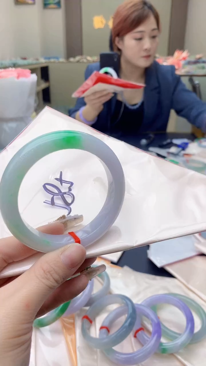 【闪购商品】翡翠手镯未镶嵌0062374330